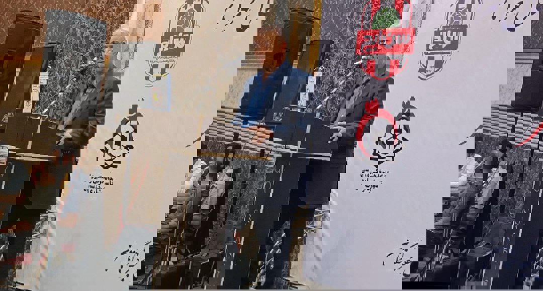 2046860