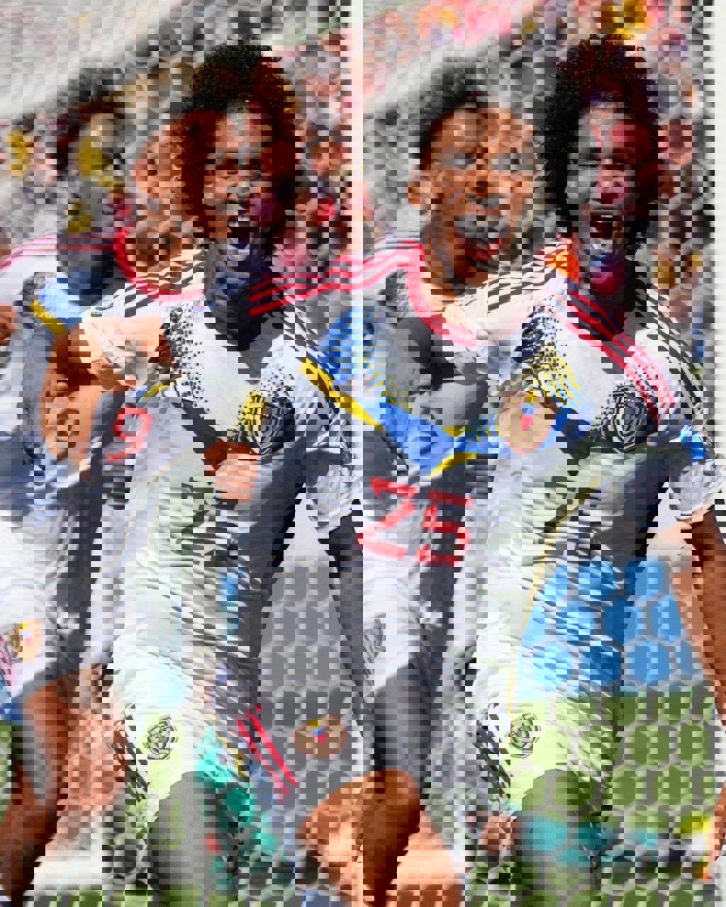 2046799