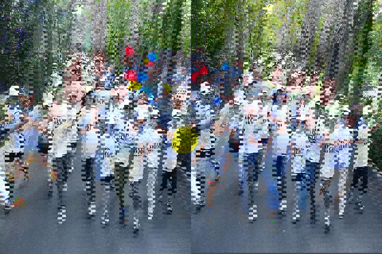 2046849
