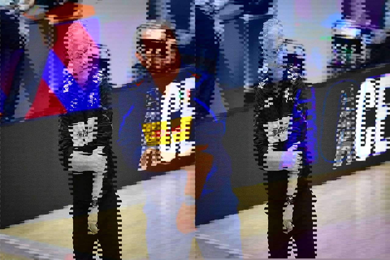 2046928