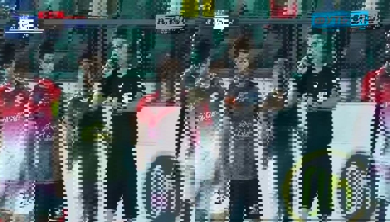 2047112