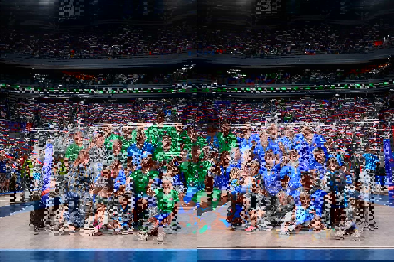2047206