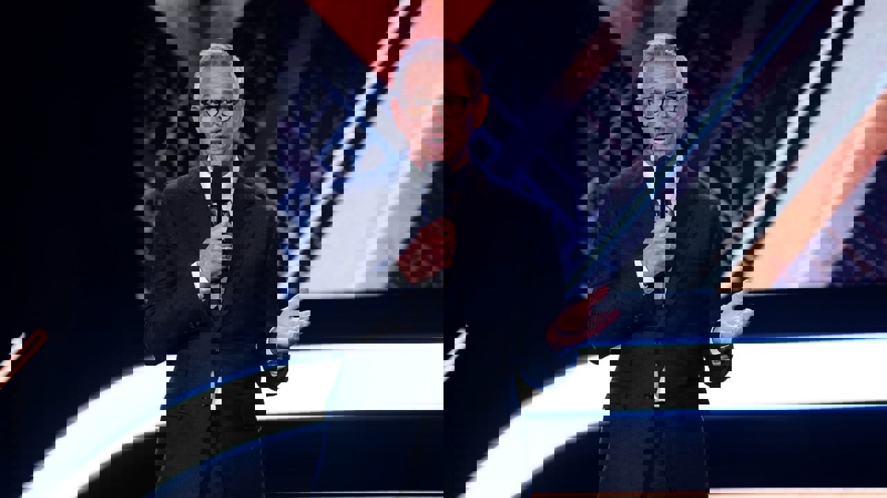2047321
