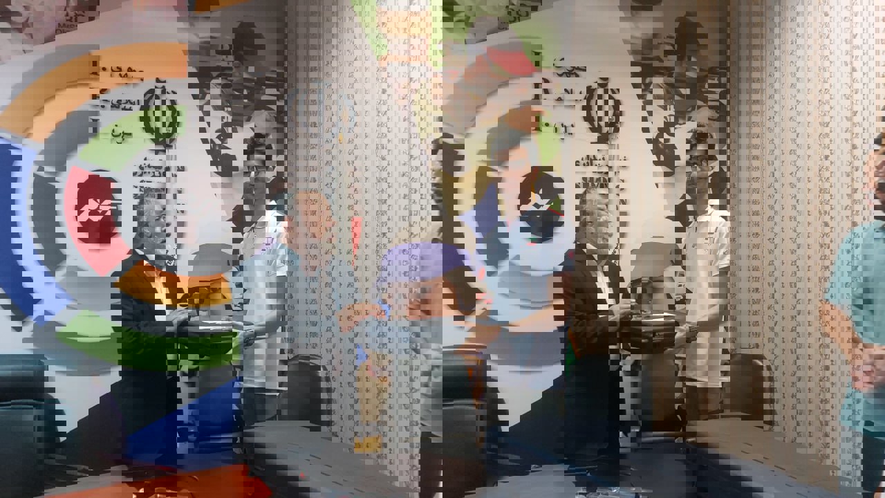 2047306