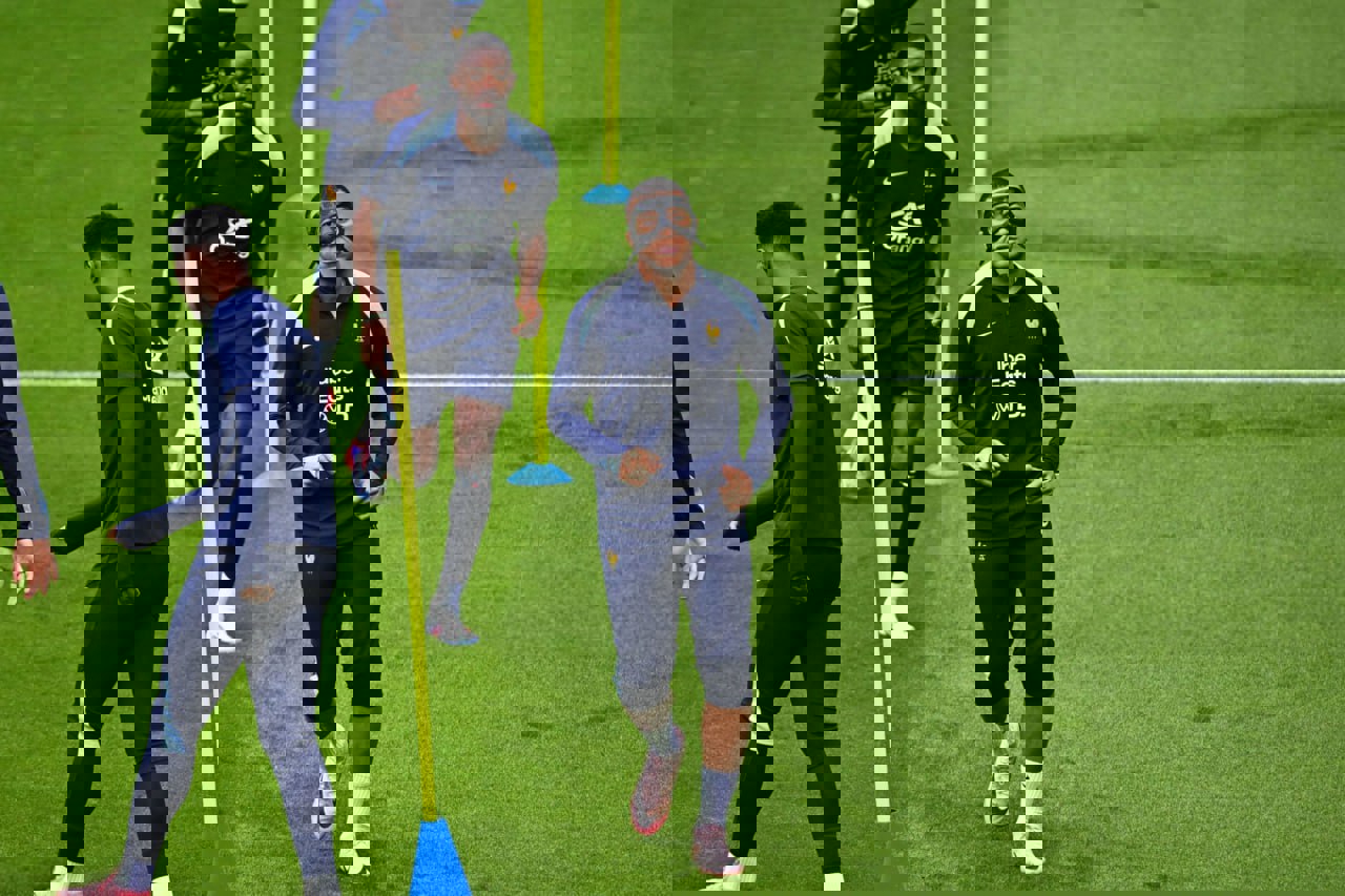 2047334