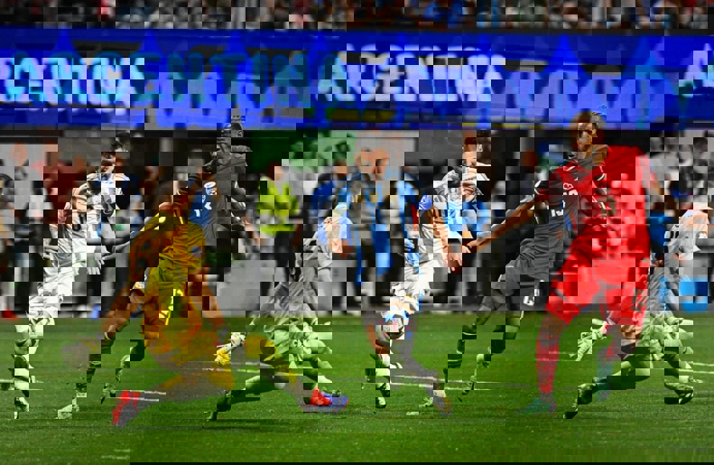 2047345