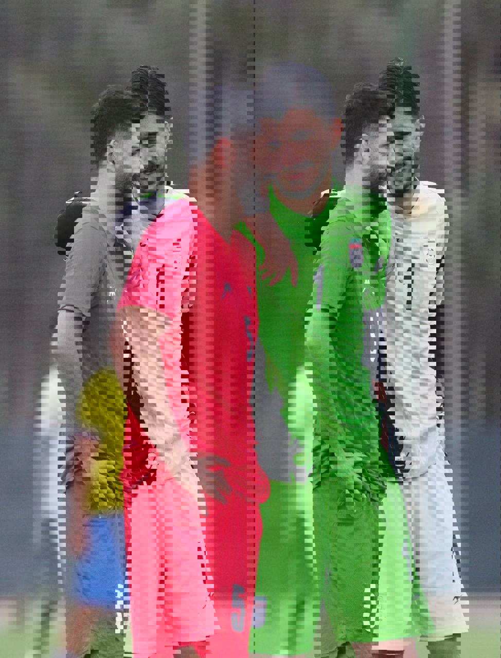 2047733