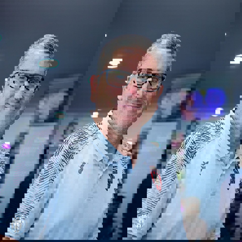 2047494