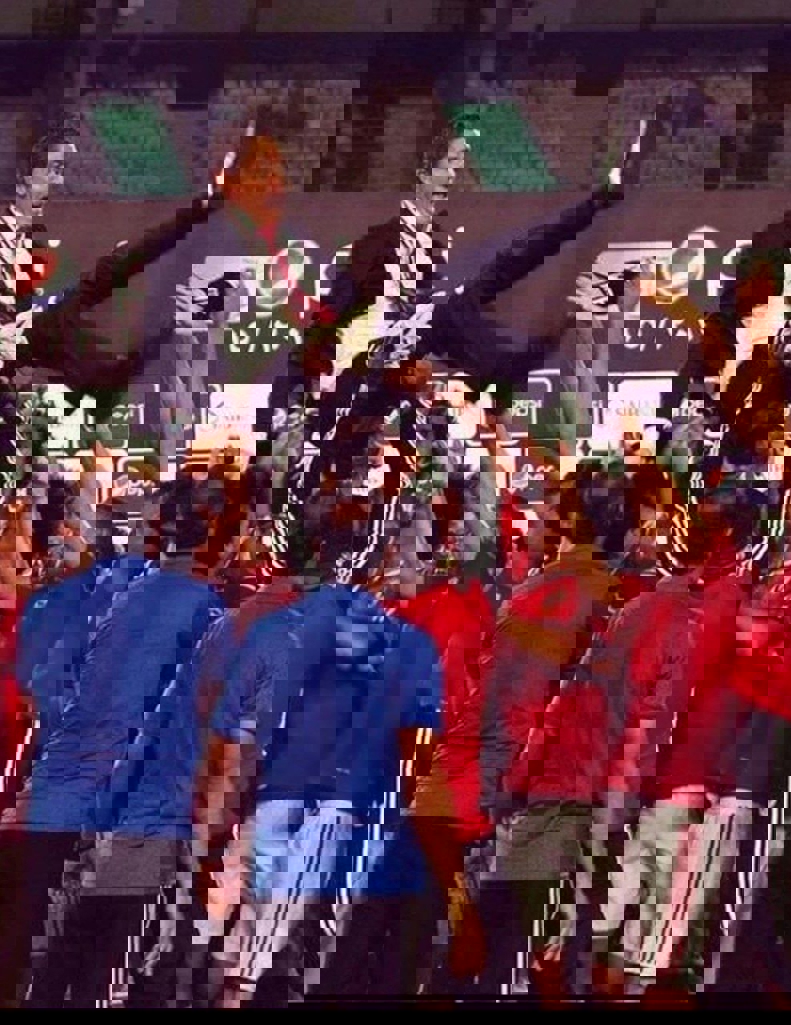 2047565