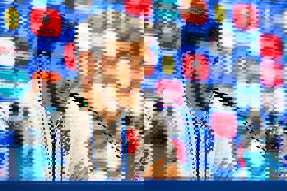 2047715