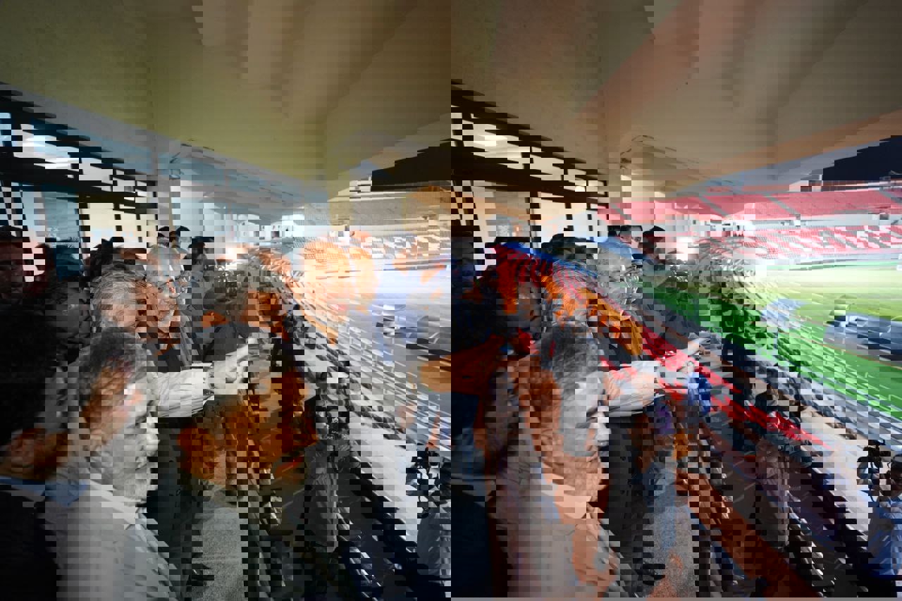 2047627