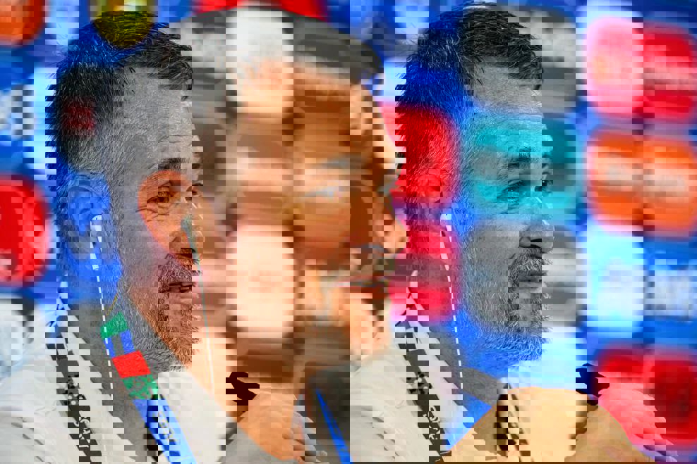 2047706