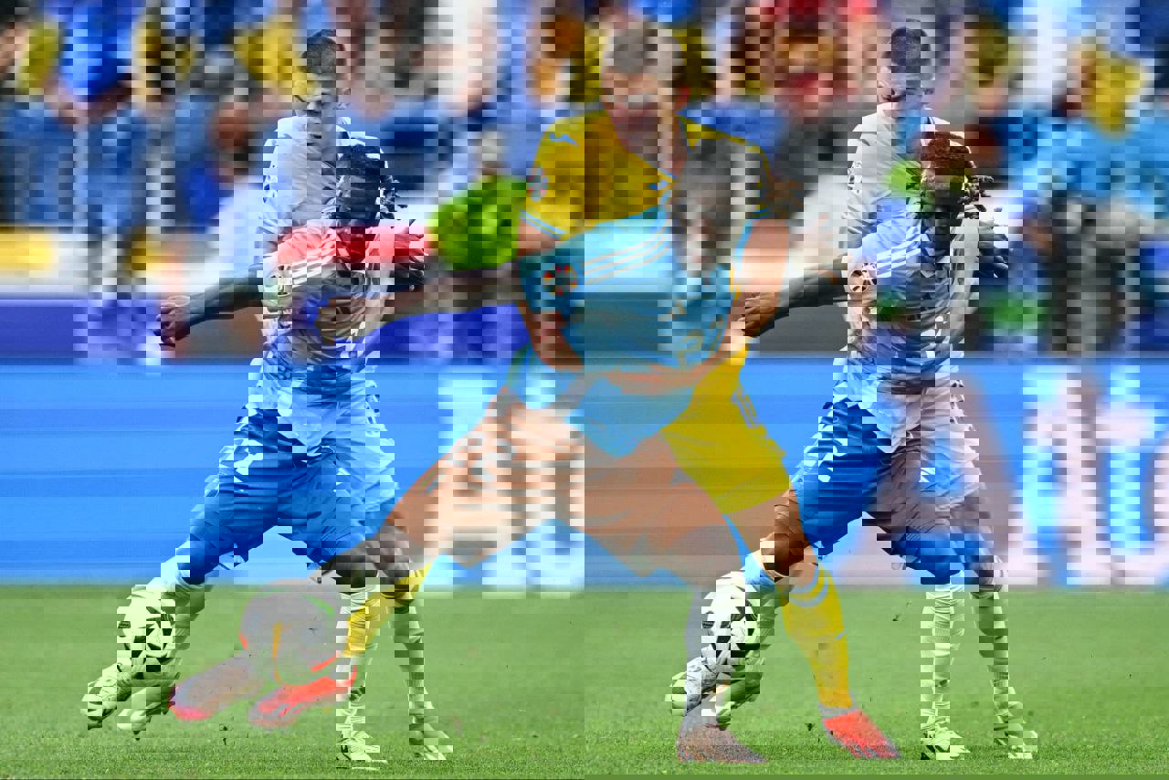 2048038