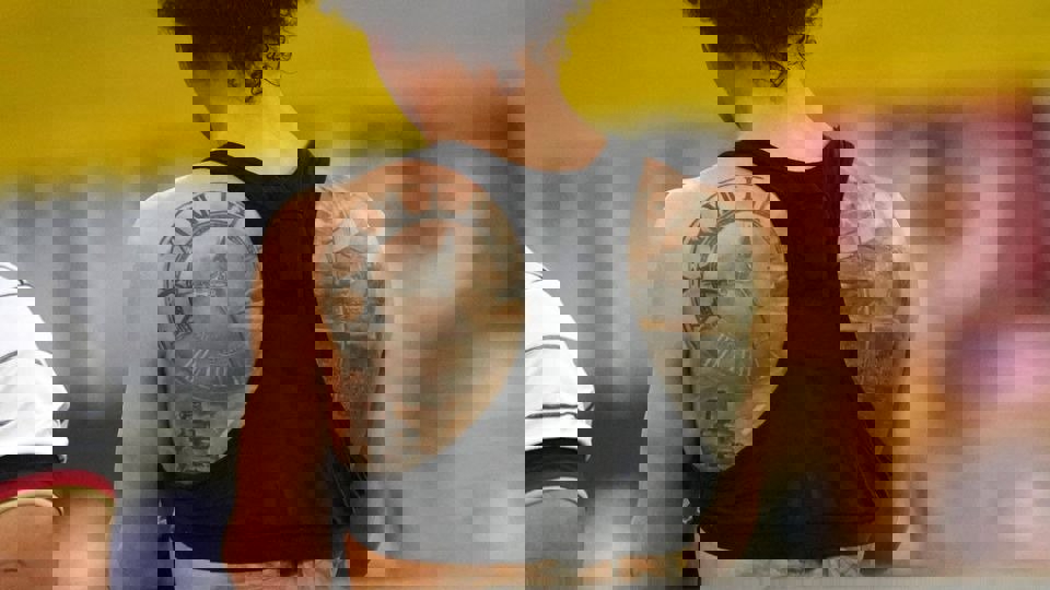 2048268