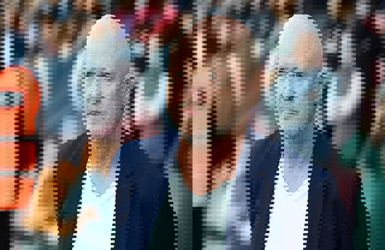 2048180