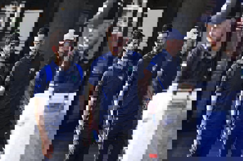 2048294