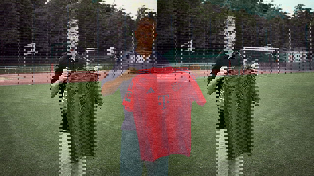 2048346