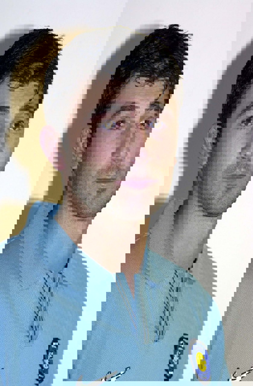2048407