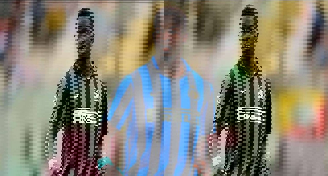 2048404