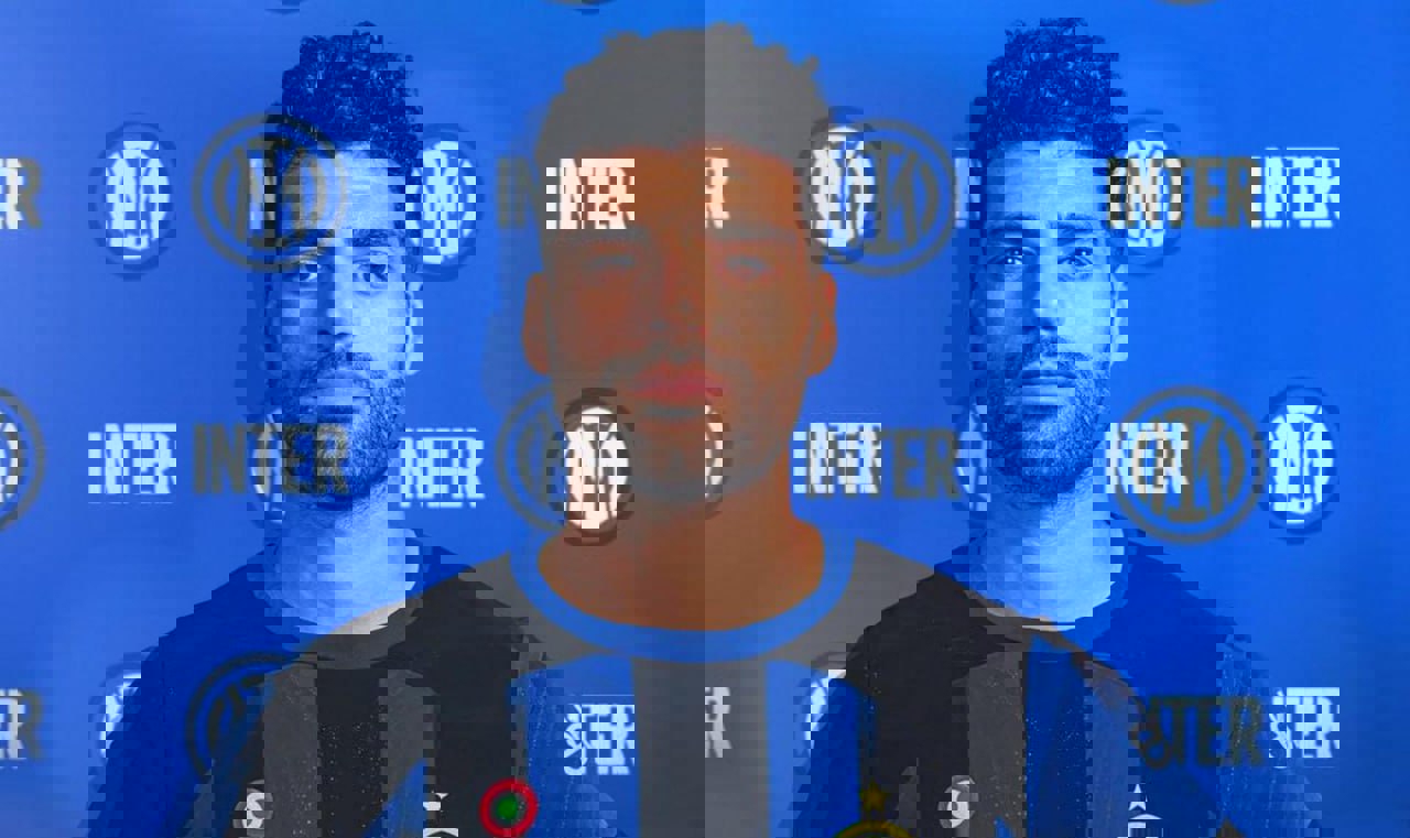 2048408