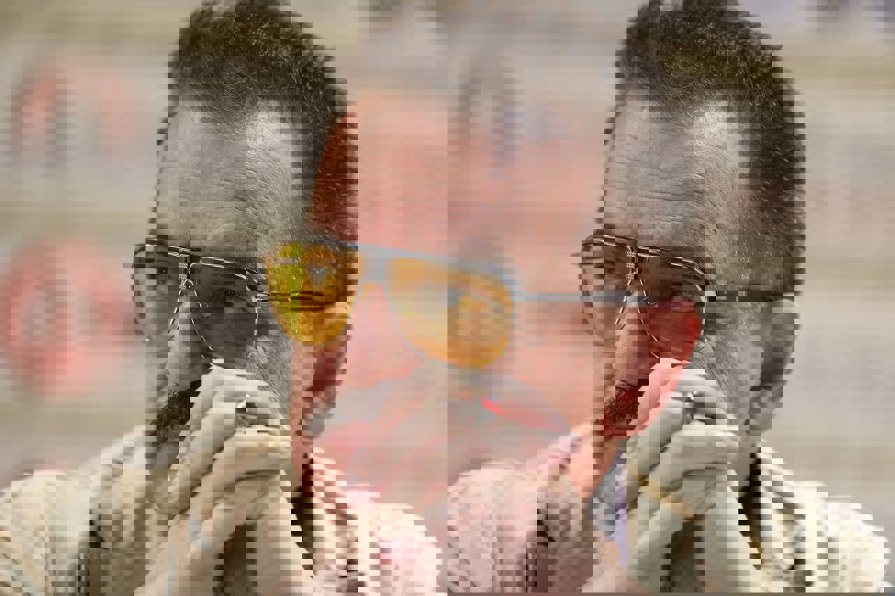 2048571