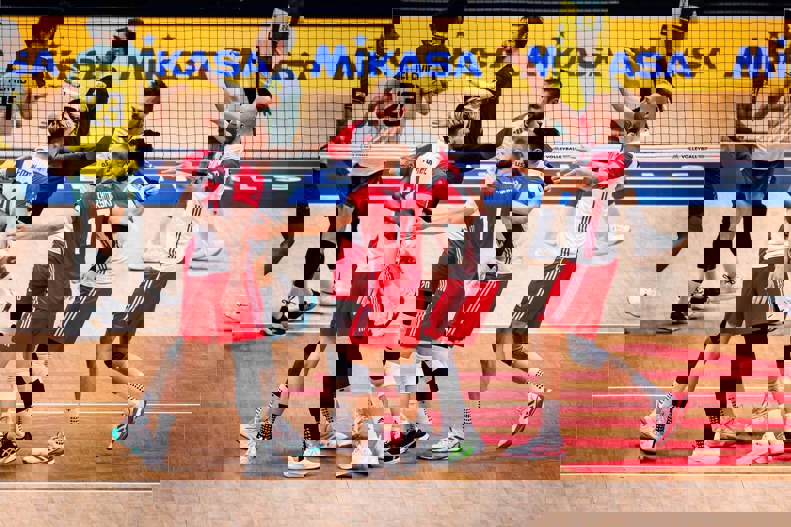 2048416