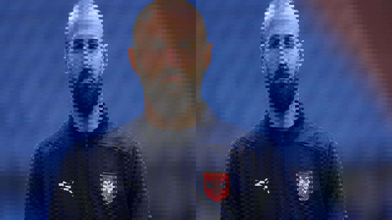 2048456