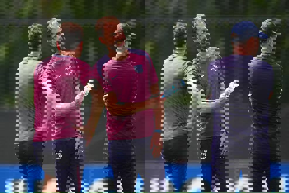 2048838