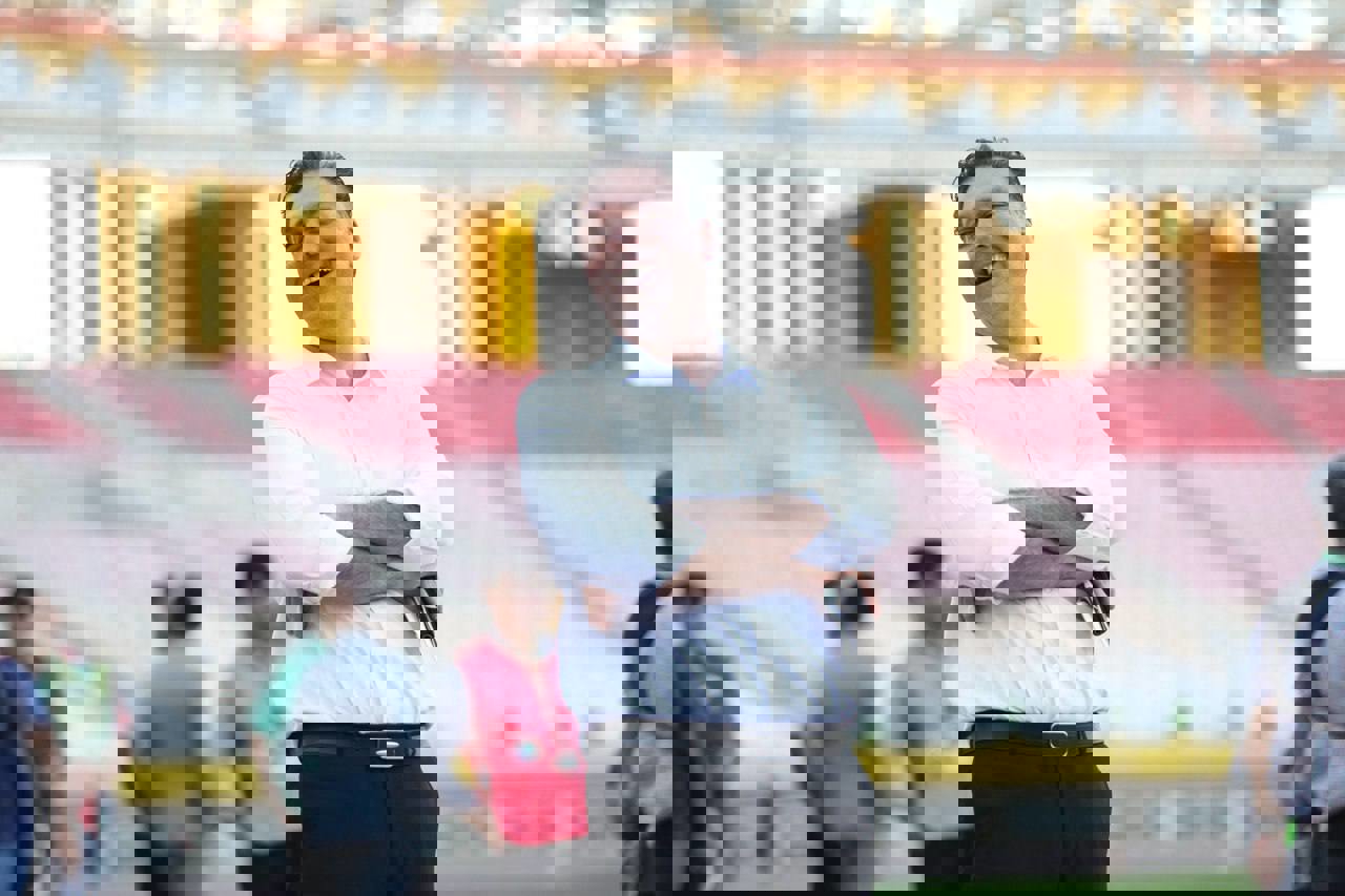 2048619