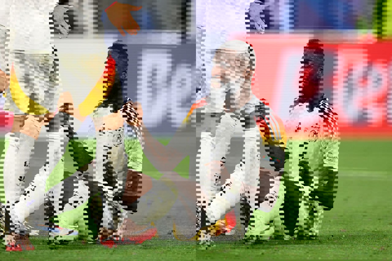 2048910