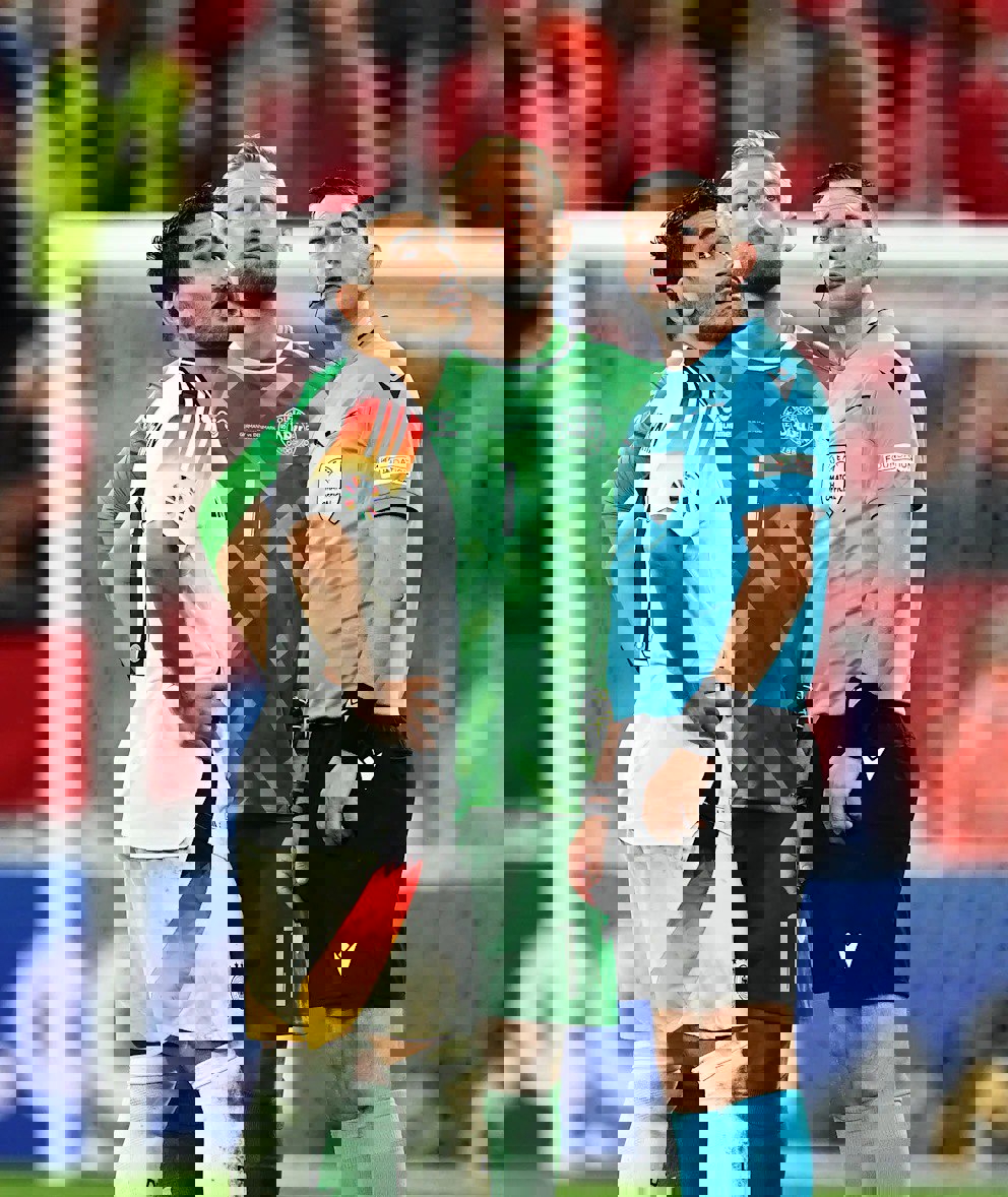 2048953