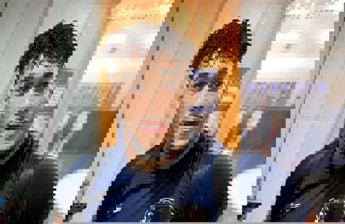 2048991