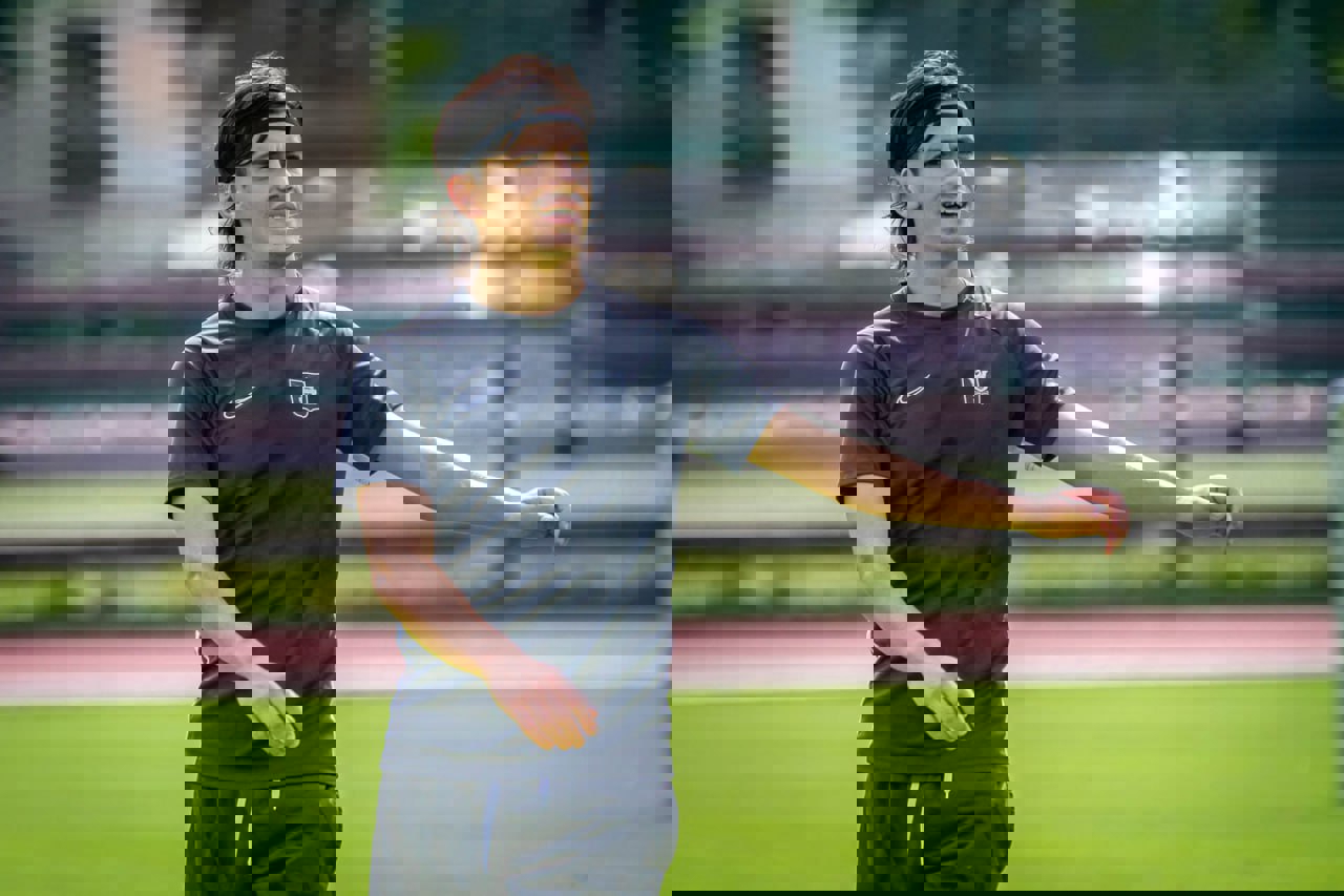 2049040