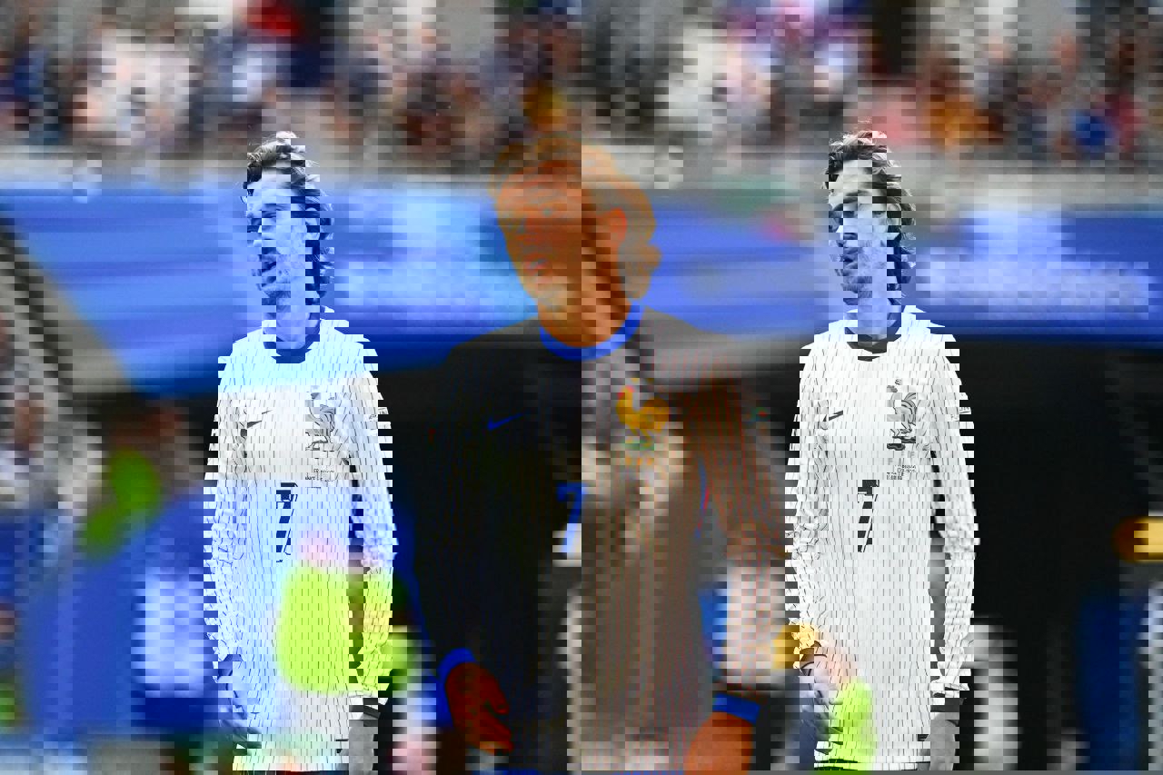 2049577