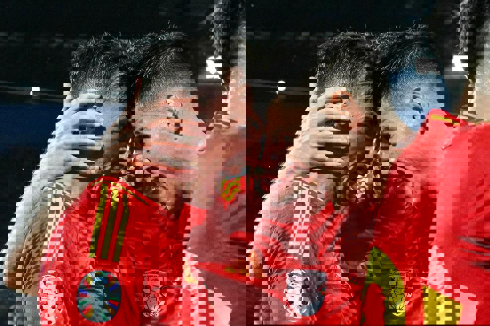 2049252
