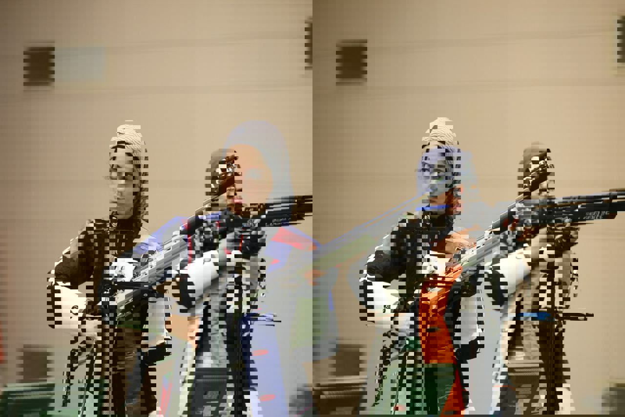 2049337
