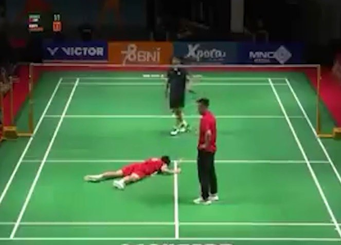 ورزش چین عزادار شد / مرگ شوک آور قهرمان 17 ساله در کمتر از دو دقیقه!