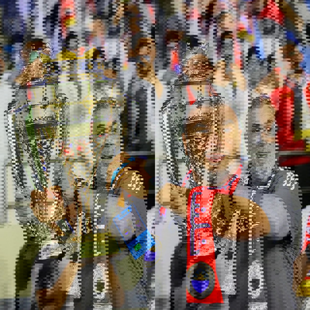 2049312