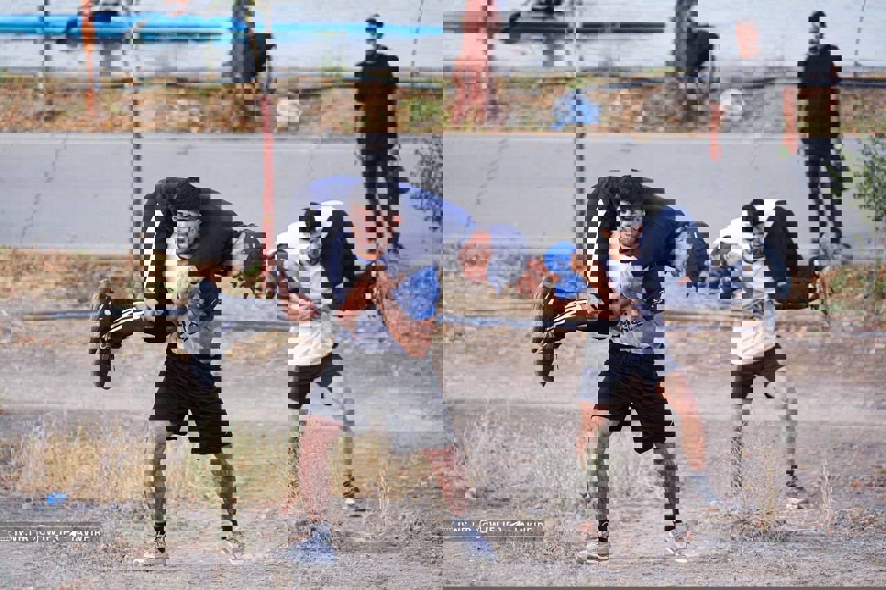 2049367