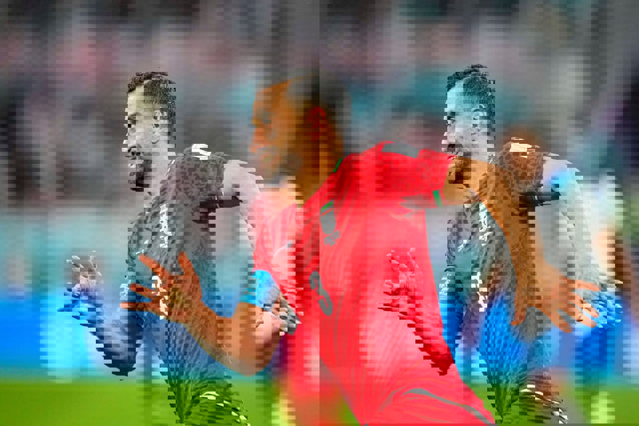 2049343