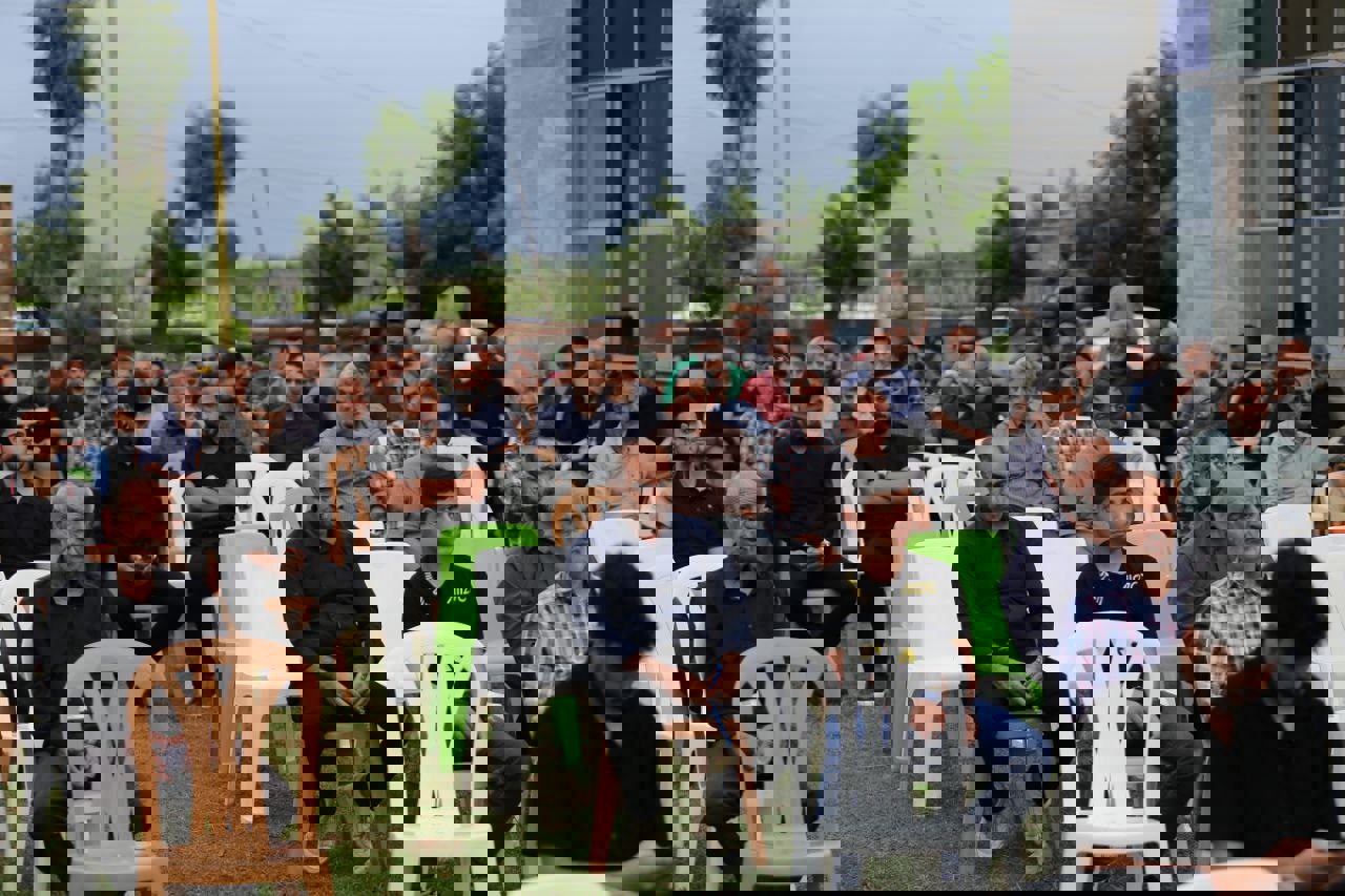 2049421