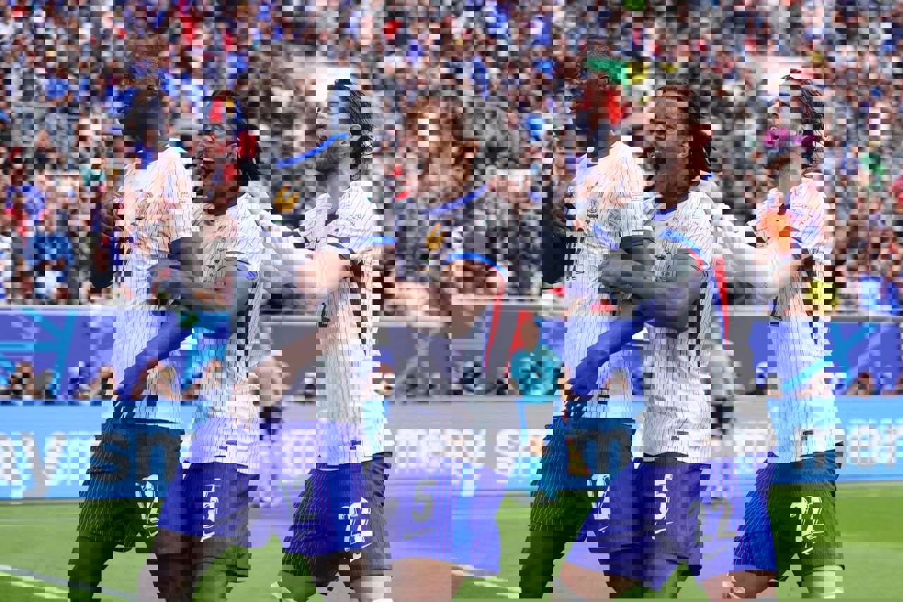 2049533