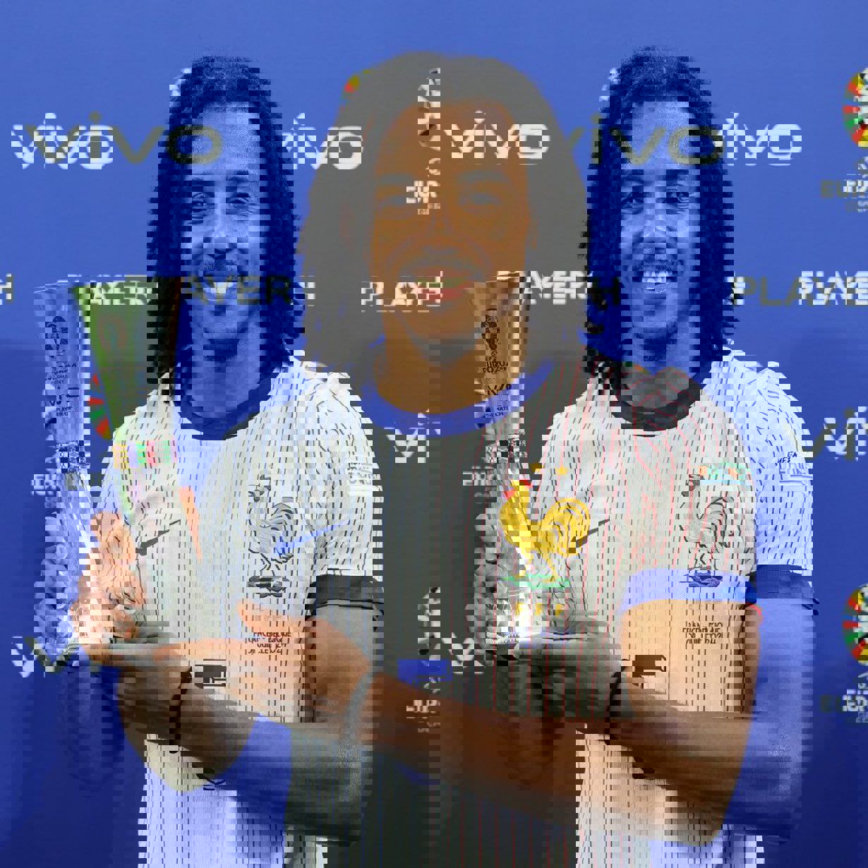 2049561