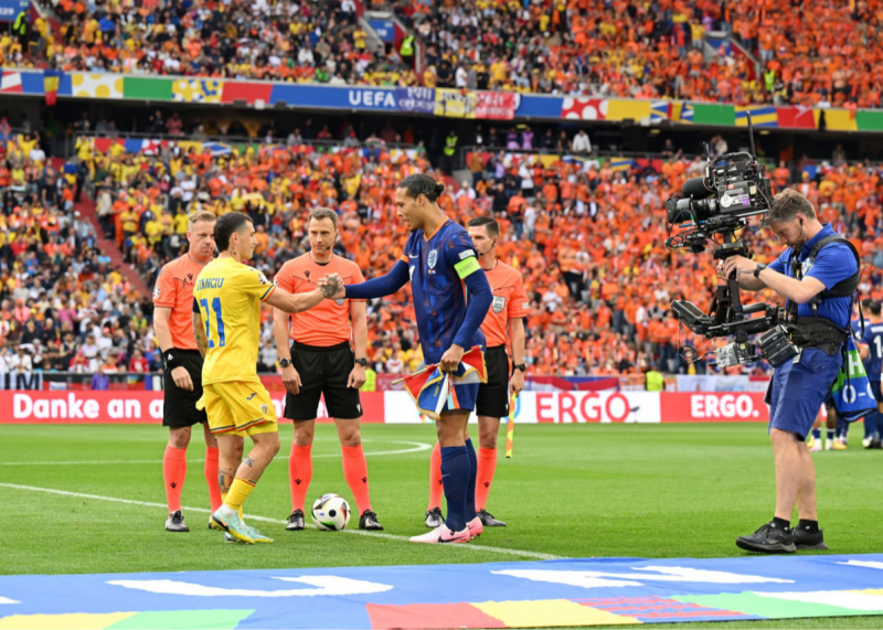 گزارش زنده: هلند 0-0 رومانی
