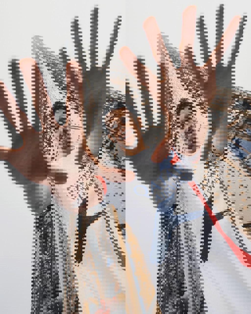 2049819