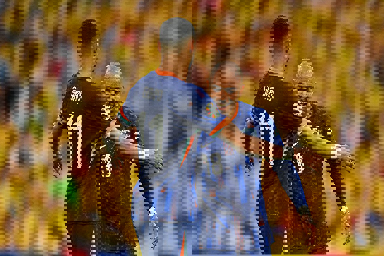 2049862