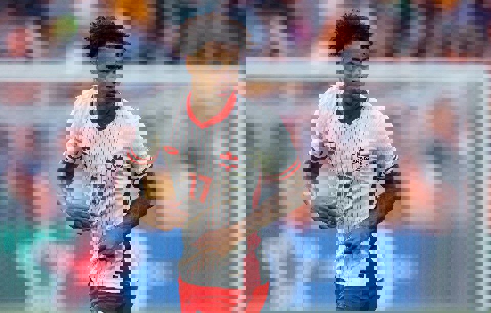 2050232