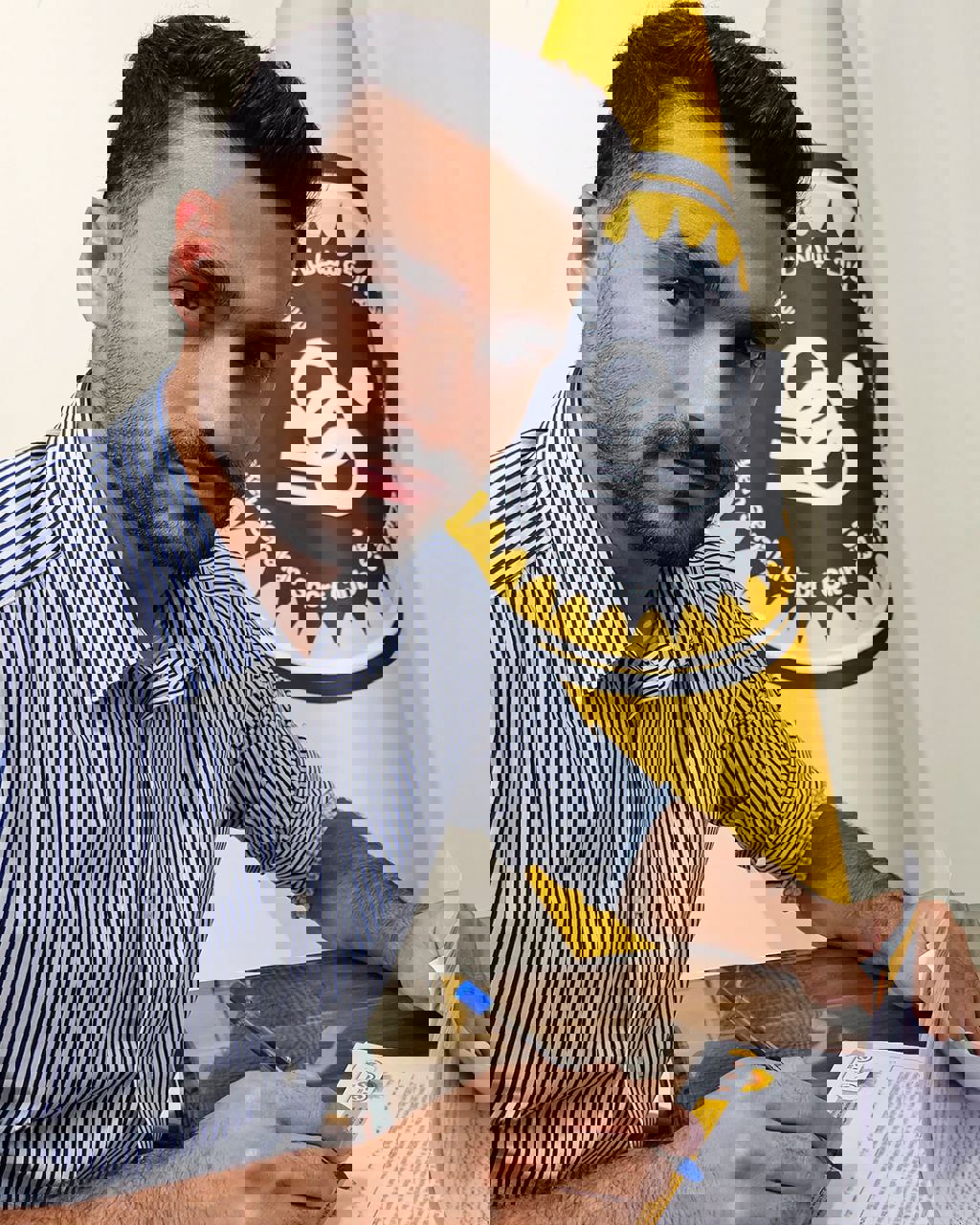 2049932