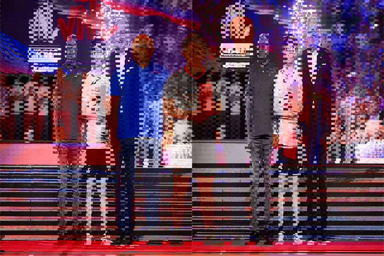 2050005