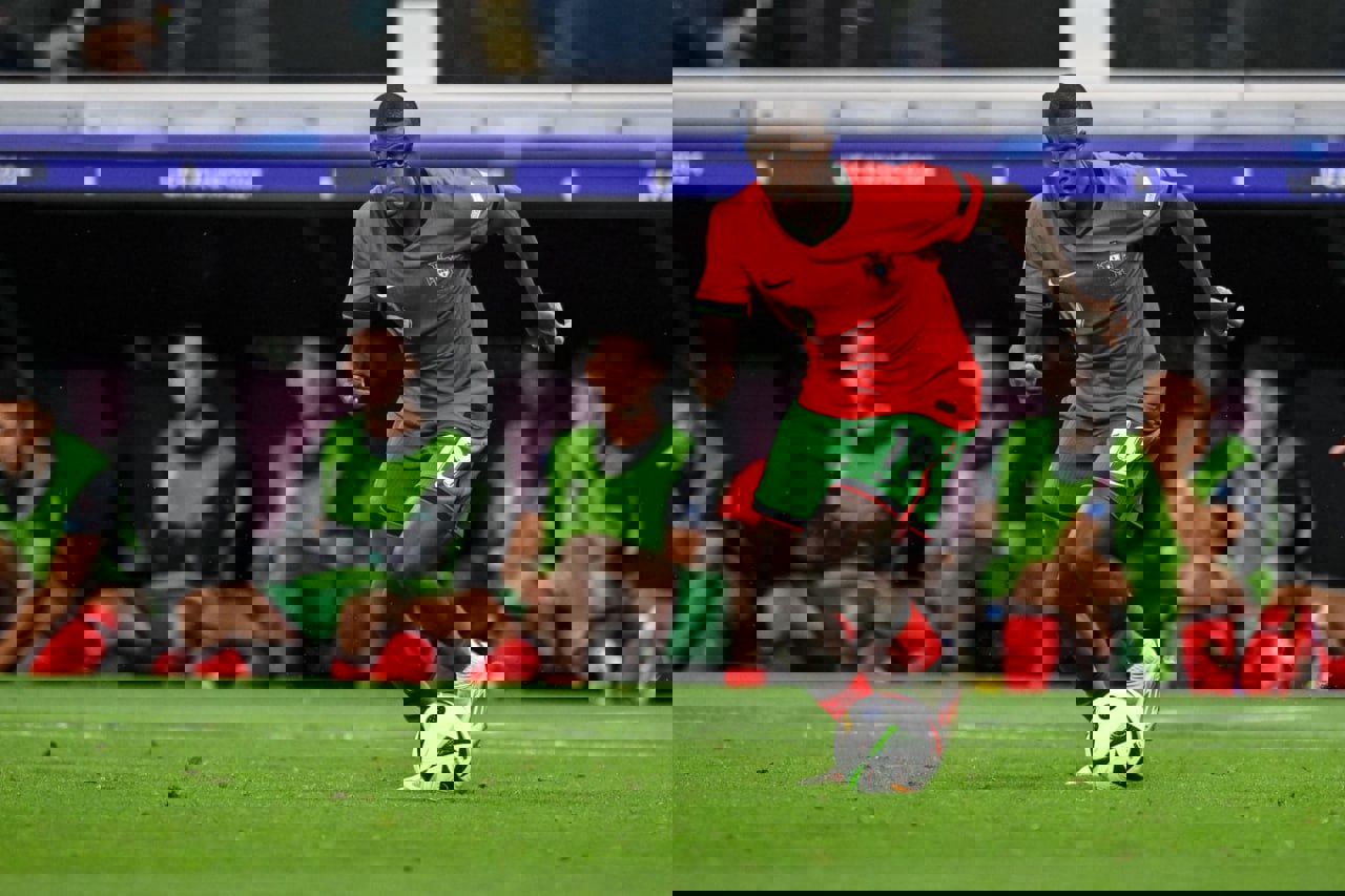 2050179